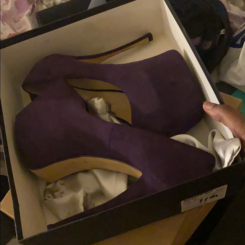 Giuseppe Zanotti platform pumps.